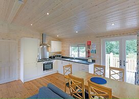 Dovestone Luxury Lodges - Pets Welcome