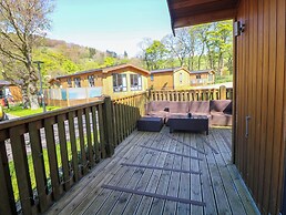 Dovestone Luxury Lodges - pet Free