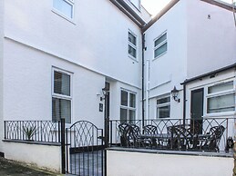 Denning Cottage