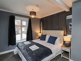 Sail Lodge