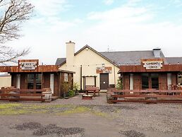 Apache Falls Lodge
