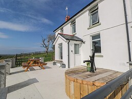 Llanwern Farm