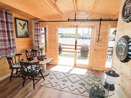Whiskey Creek Cabin