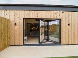 Bears Court Barn 3