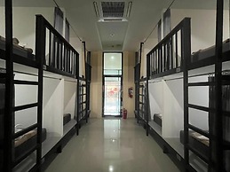 3 Tigers Resort & Hostel
