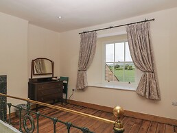 Evenjobb Court Farmhouse