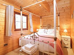 Kingfisher Lodge