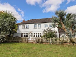 Culver Court Cottage