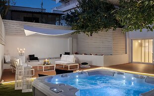 Athena's Lemon Grove Glyfada