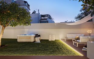 Athena's Lemon Grove Glyfada