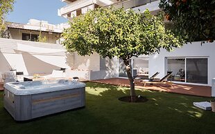 Athena's Lemon Grove Glyfada