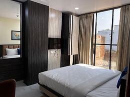 Hotel Soumya Sarovar