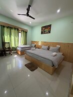 Hotel Himsarovar And Restaurant