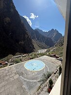 Hotel Himsarovar And Restaurant
