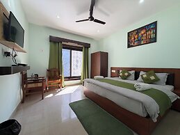 Hotel Himsarovar And Restaurant