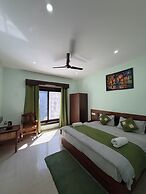 Hotel Himsarovar And Restaurant