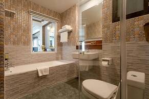 Le Erawan Hotel