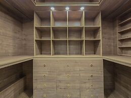 Luxury Boutique Property