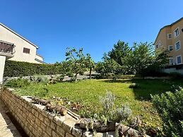 Apartment Fruky