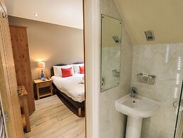 Abbots Reading Mews 1