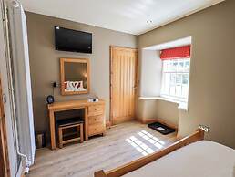 Abbots Reading Mews 1