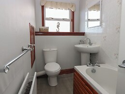 Bella's Beach Cottage