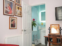 Sycamore Apartment
