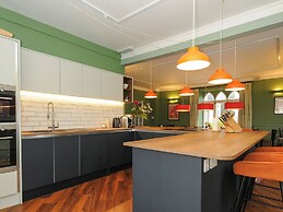 Sycamore Apartment