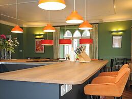 Sycamore Apartment