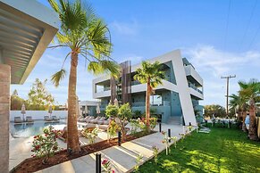 Nerium Luxury Suites