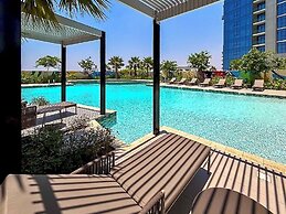 Lux BnB Aykon City