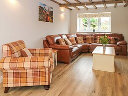Small Lane Cottage