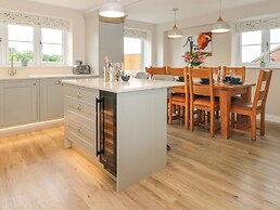 Small Lane Cottage