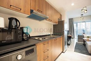 Bloomfields Modern STU in Oasis Masdar