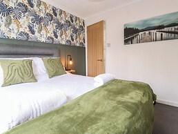 Alfresco Lodge