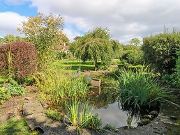 Moorhen House
