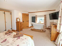 Moorhen House