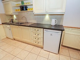 Moorhen House