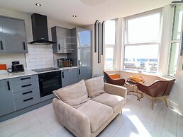 Apt 4 @ Hunter's Quay