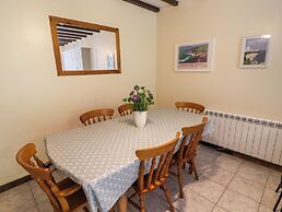 2 Cheriton Cottages