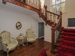 Beechgrove Manor