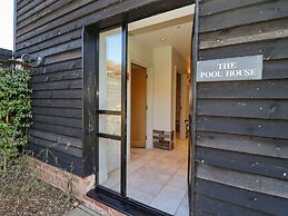 Fairoaks Barns
