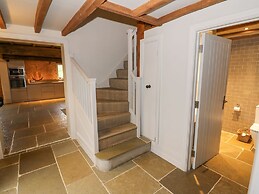 Fairoaks Barns