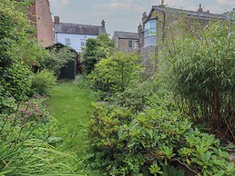 Lark Rise