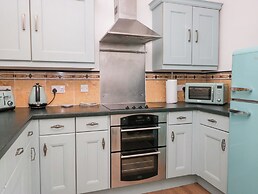 3 Nixon Terrace