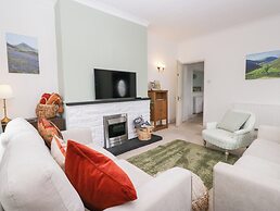 3 Nixon Terrace