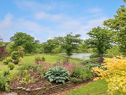 Hole Park