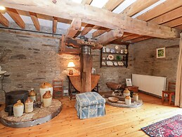 Halls Mill