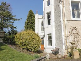 7 Press Castle