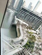 Modern Studio Dubai Marina
